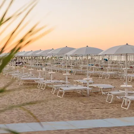 - Premium Holiday home